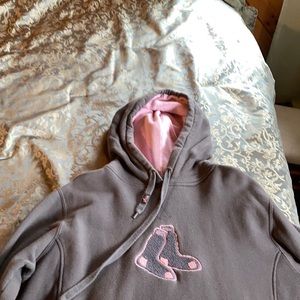 Magestic woman’s great Red Sox sweatshirt xl?
